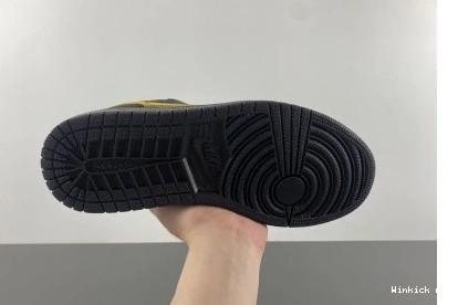 'Black 1 Low University Gold' Air Jordan 0728